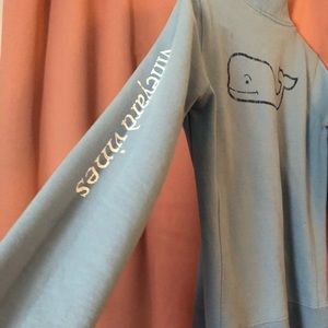 vineyard vines sweatshirt
